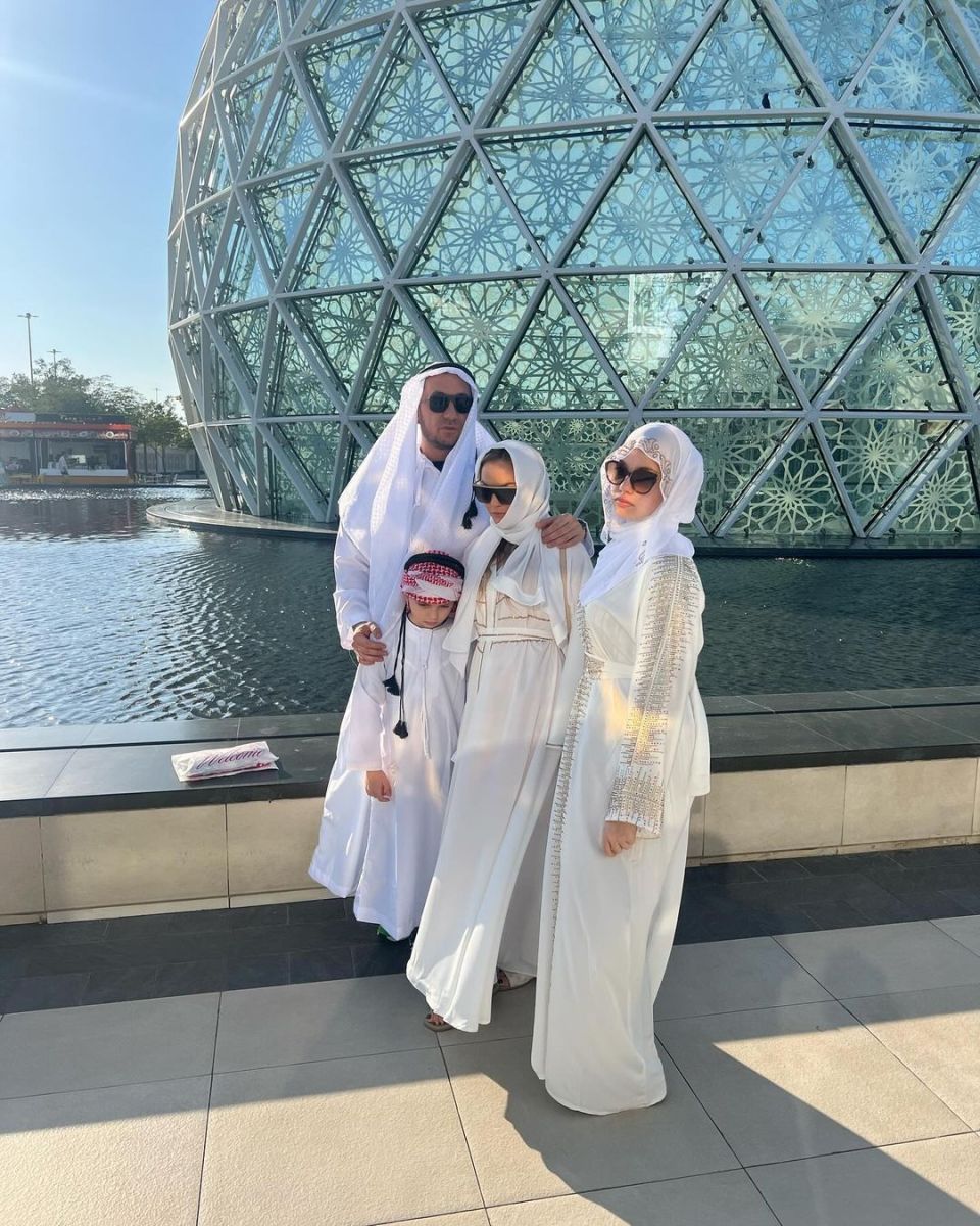 Констентин семейство Дубай