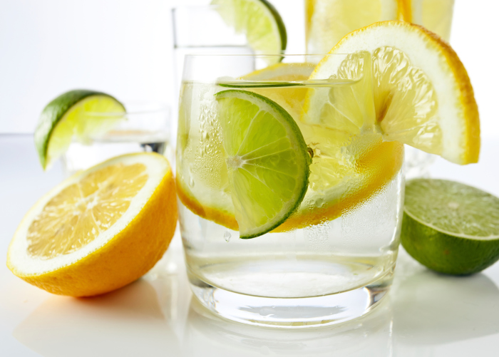 вода с лимон за отслабване
