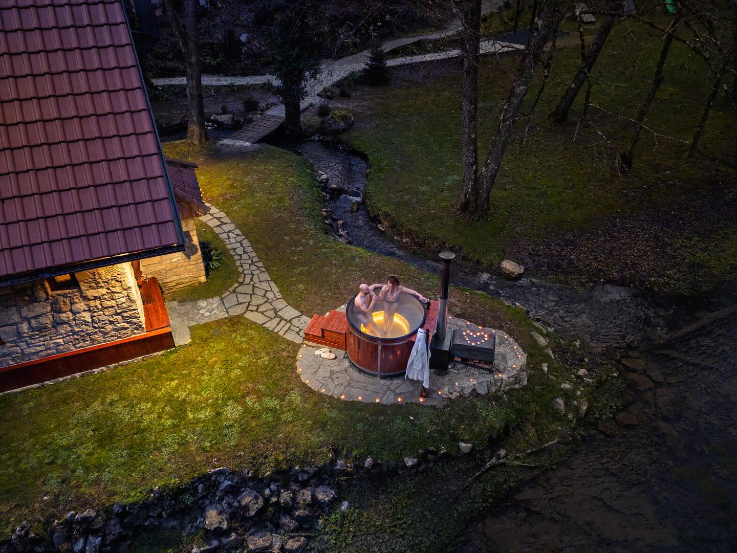 външно джакузи