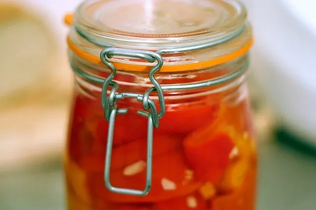 мариновани чушки с чесън