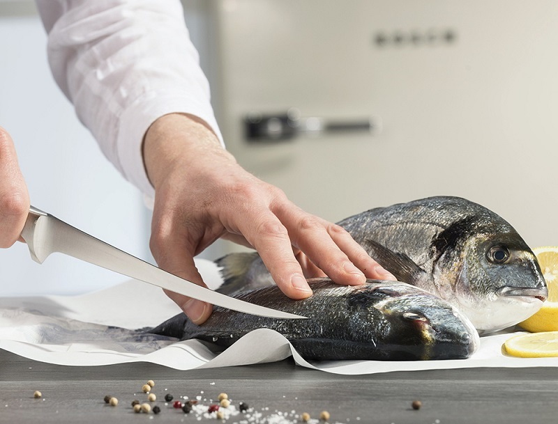 Как да почистите рибата за 30 секунди