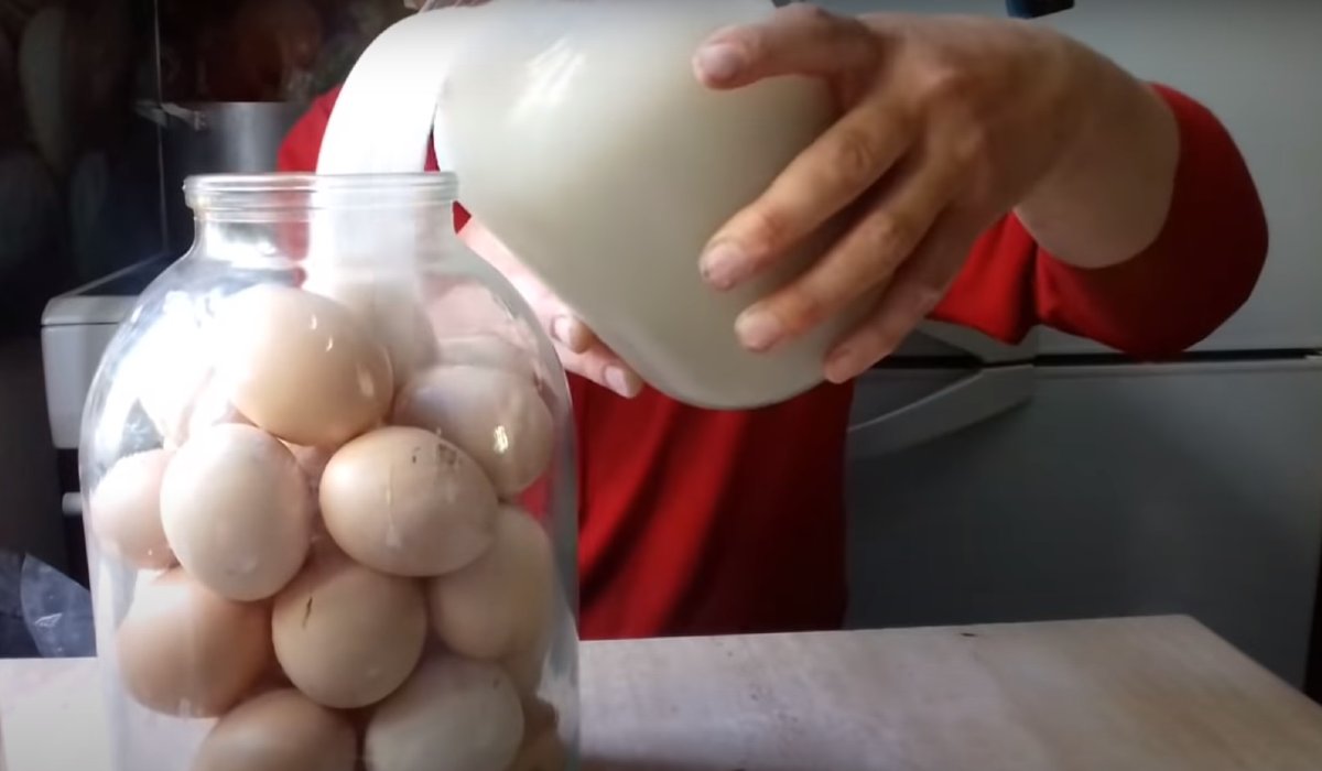 съхранение на яйца в буркан