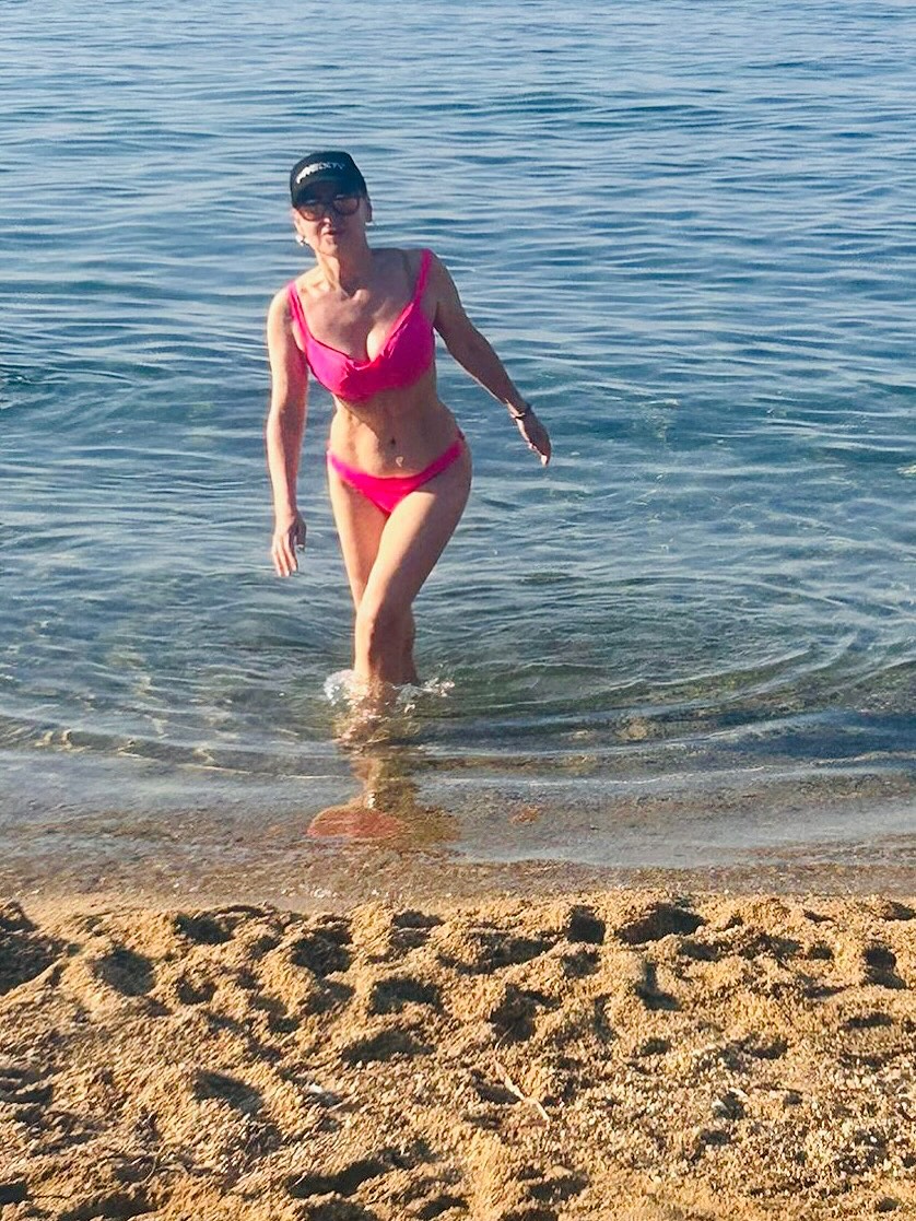 Илиана Раева плаж