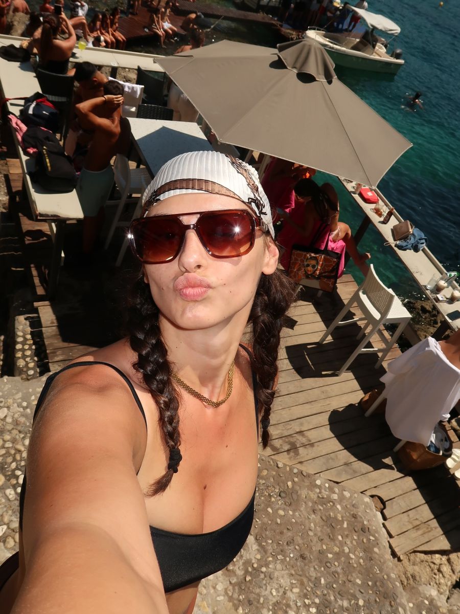 Ивелина Корфу