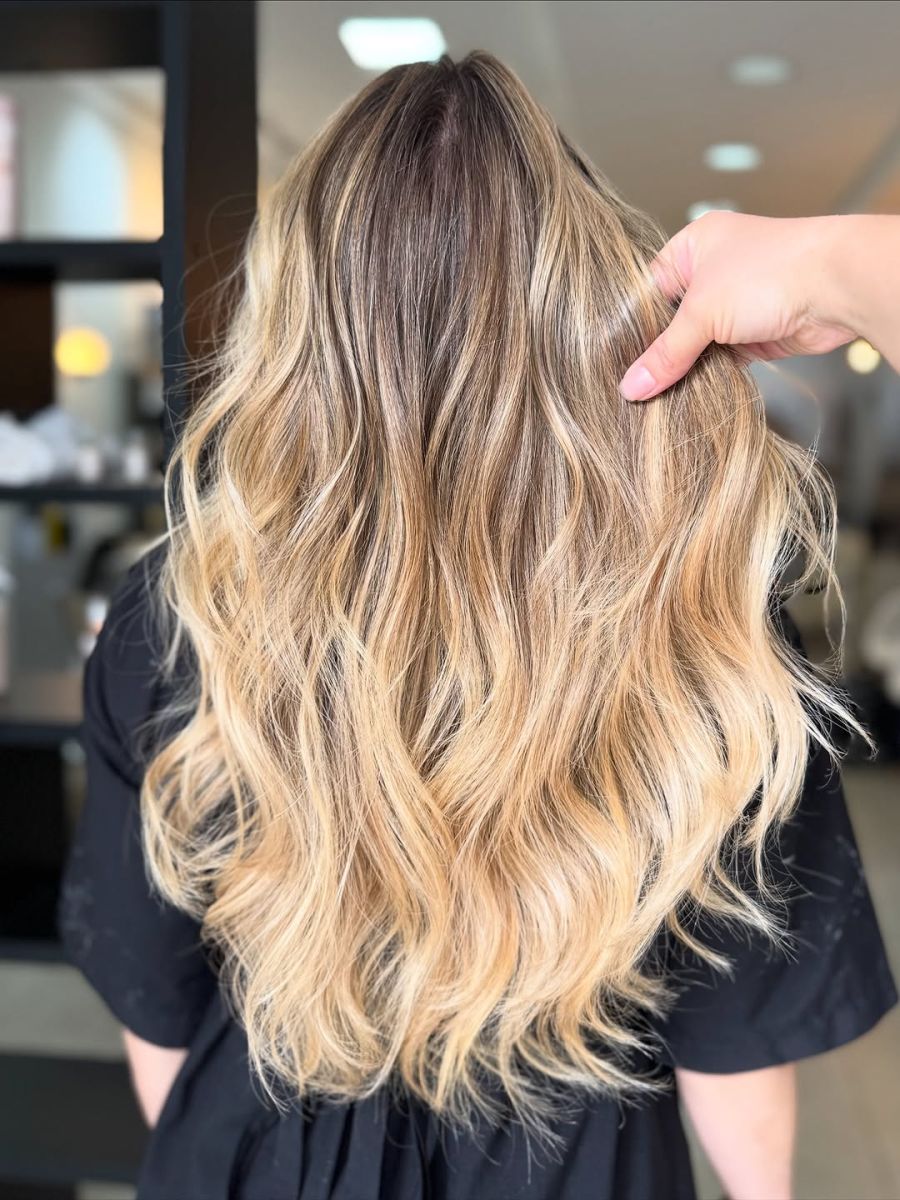 контурирани къдрици