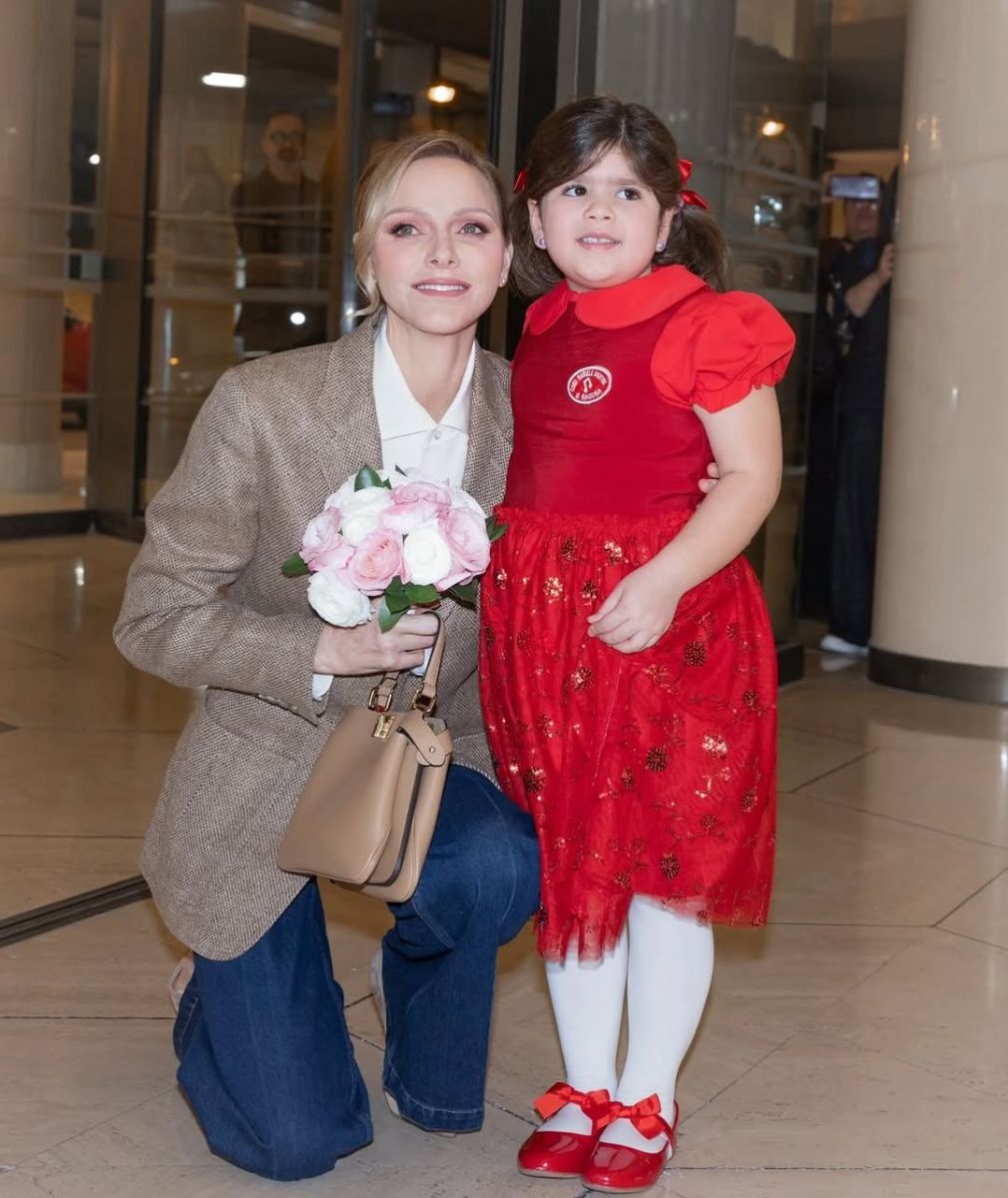 принцеса Шарлийн дънки