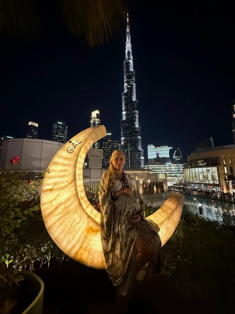 Антония Батинкова Дубай