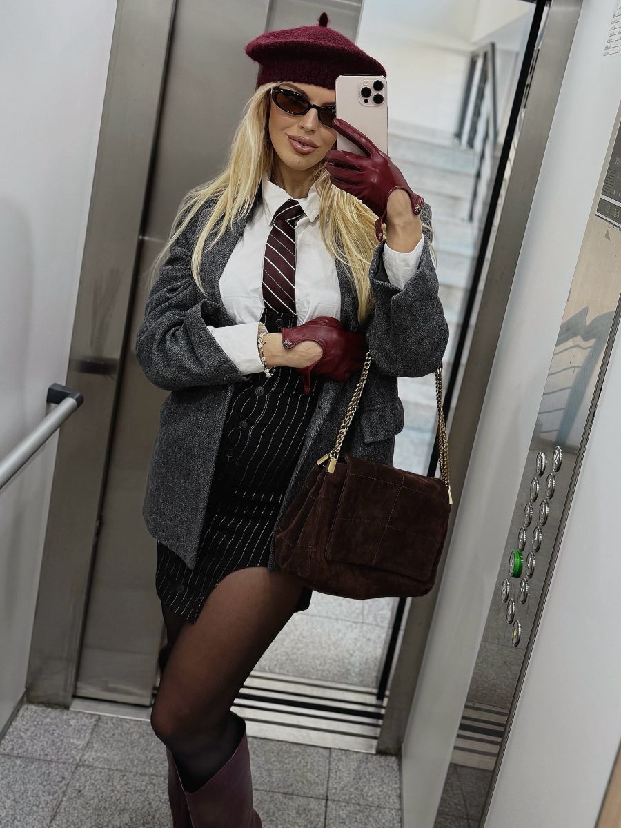 Трифонова минижуп