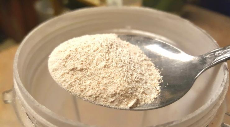 лъжичка прах