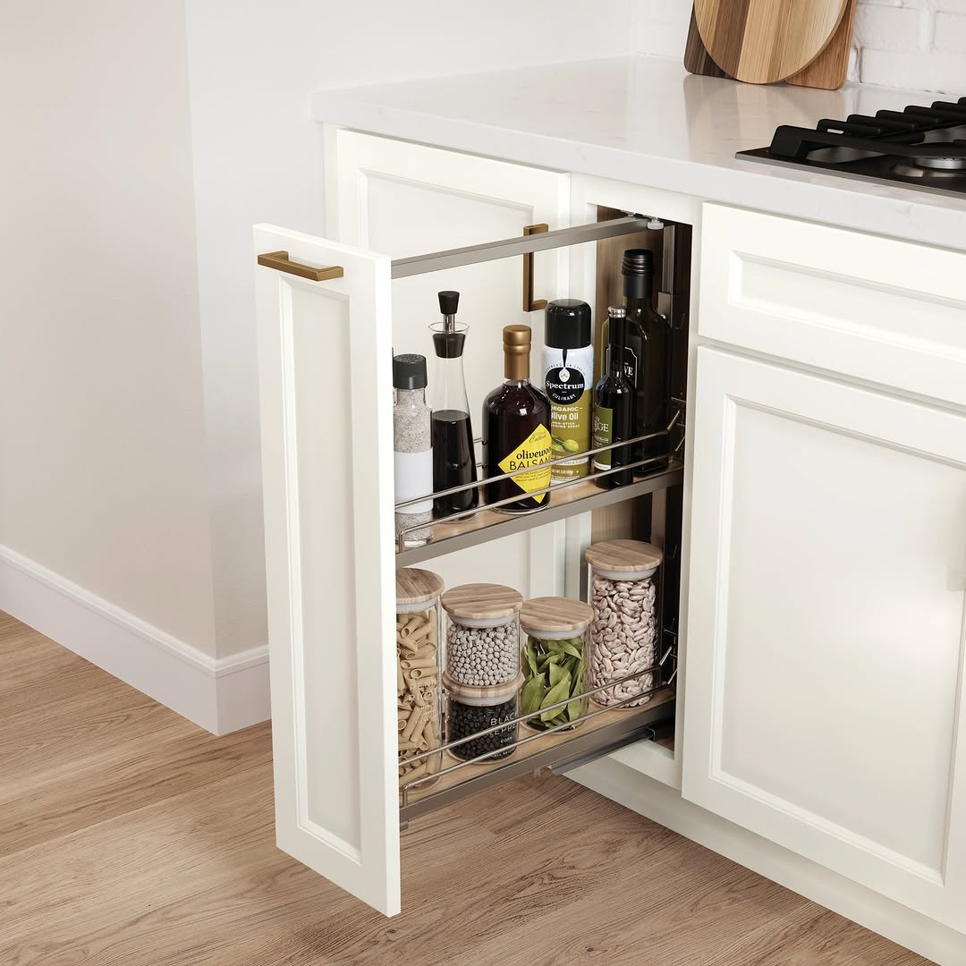 тясно чекмедже