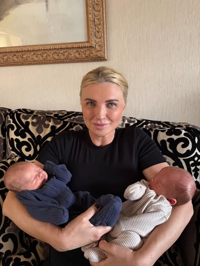 Силвена Роу бебета