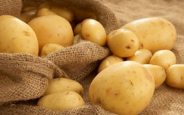 ранни картофи
