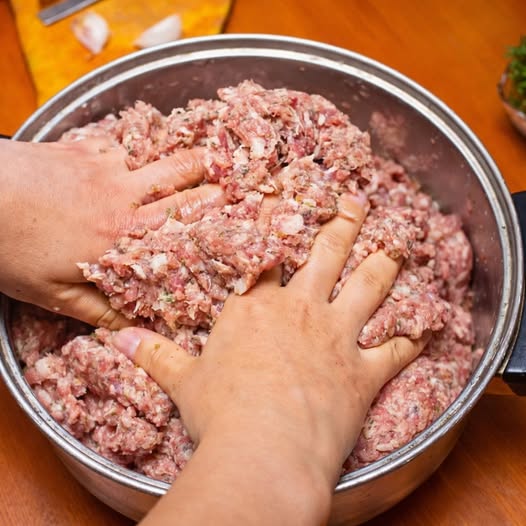 омесване кайма