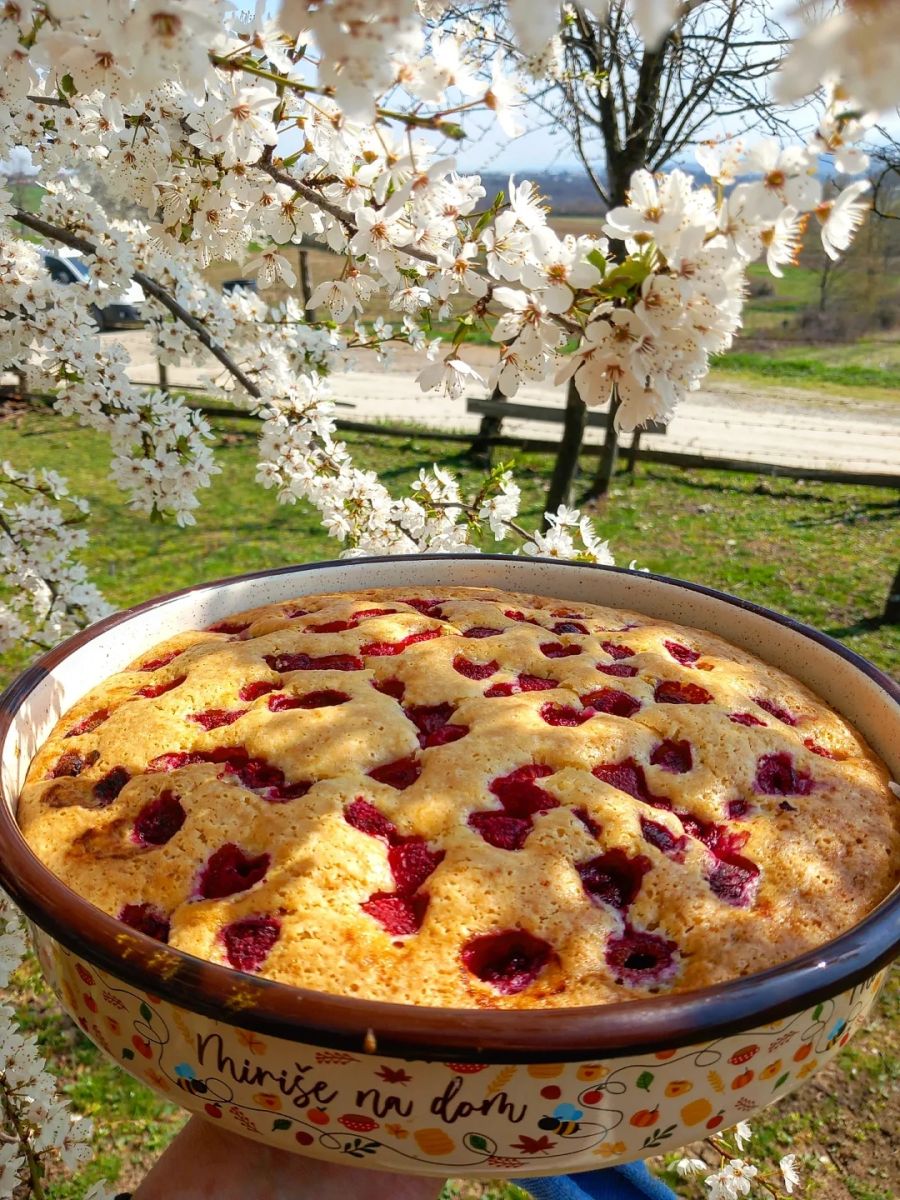 сладкиш с малини