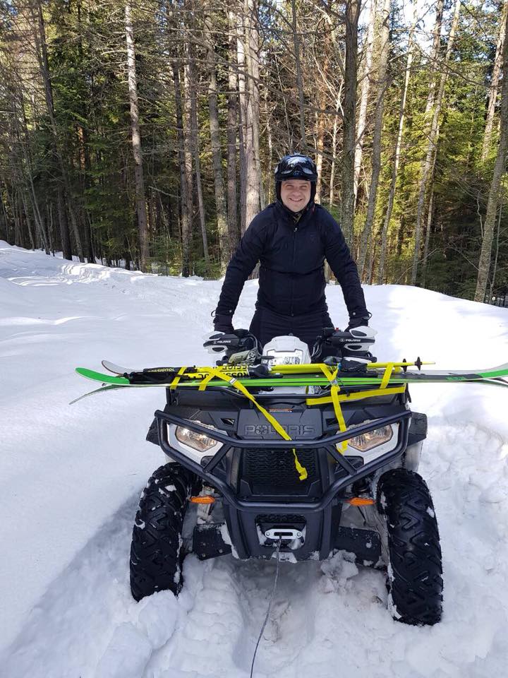  Слави Мангъров 