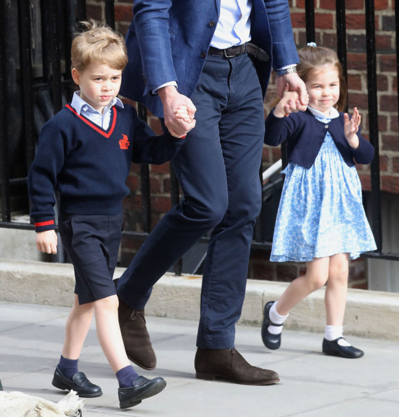 Принц Уилям с децата си