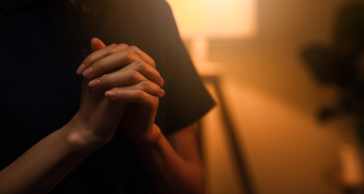 ръце в молитва