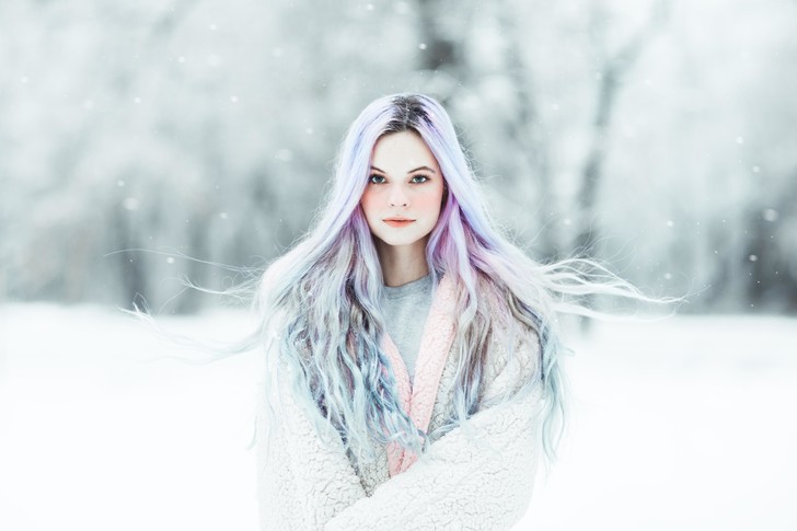 красавица в снега