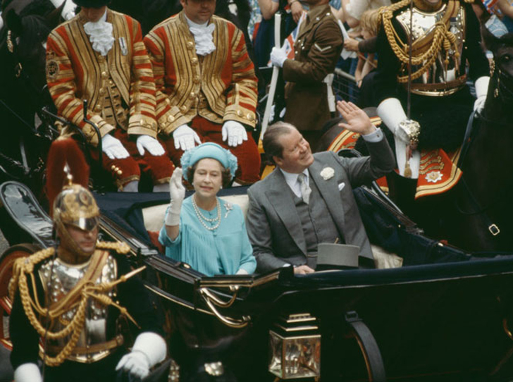  Елизабет Втора и Джон Спенсър 