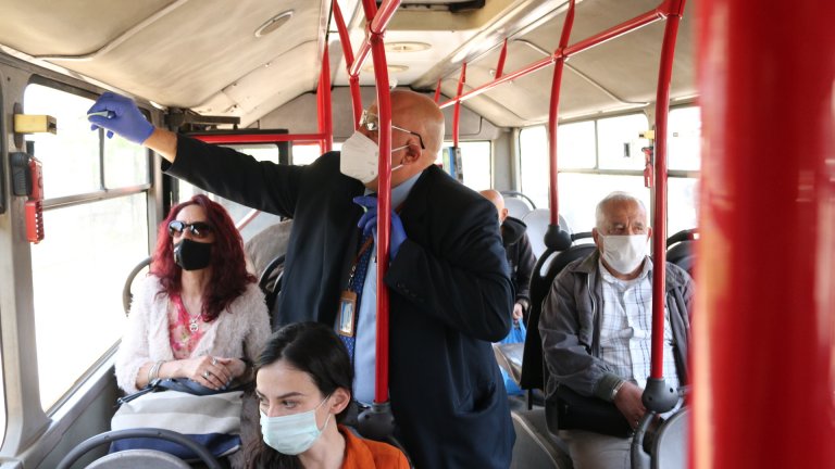 маски в градския транспорт