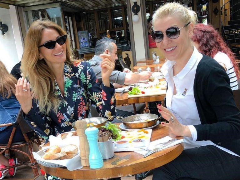  Зейнеб и Гала 