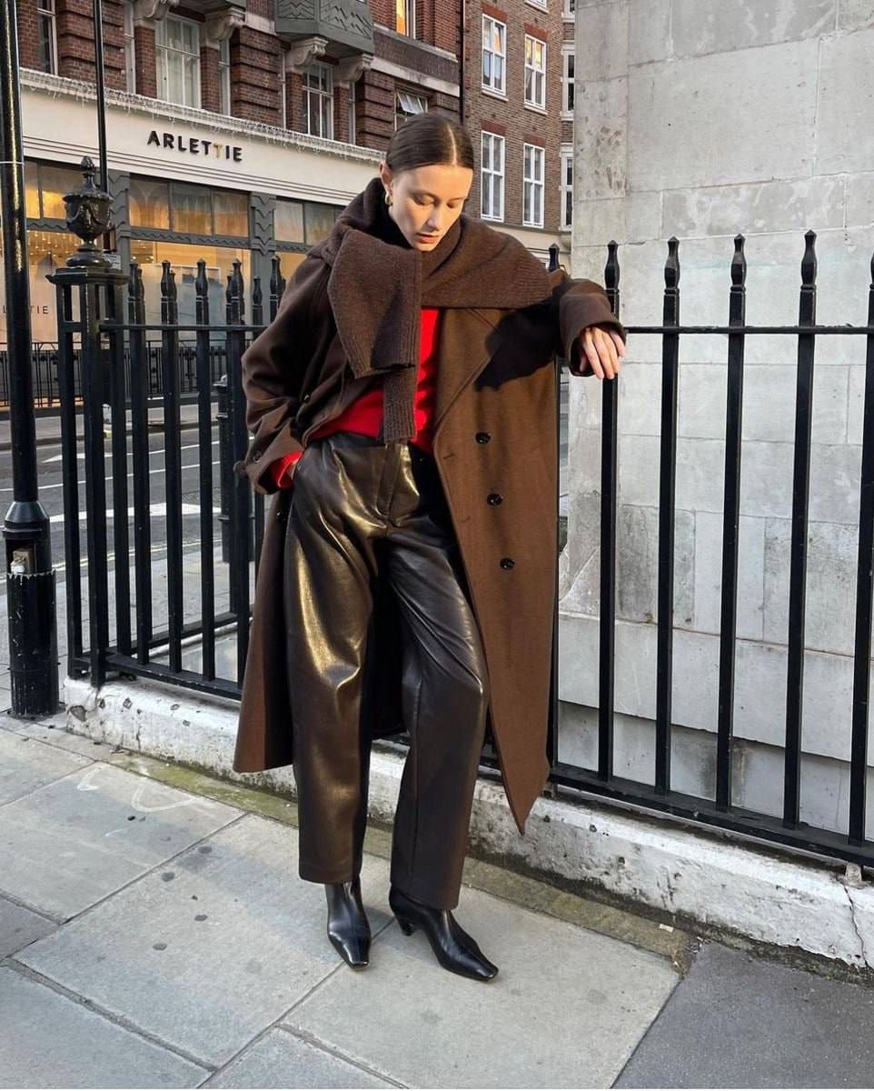 кожени джогър панталони