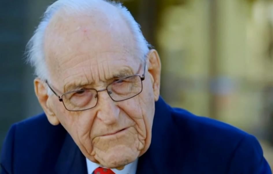 д-р Уеърхам