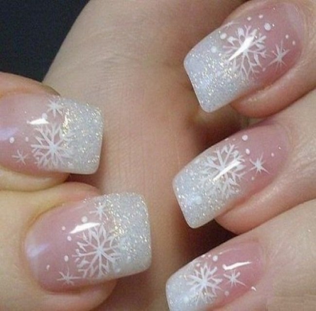 907055-650-1449049664-winter-french-nails-521x390