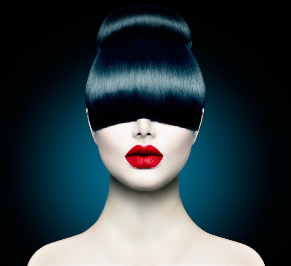 японка ярко червило