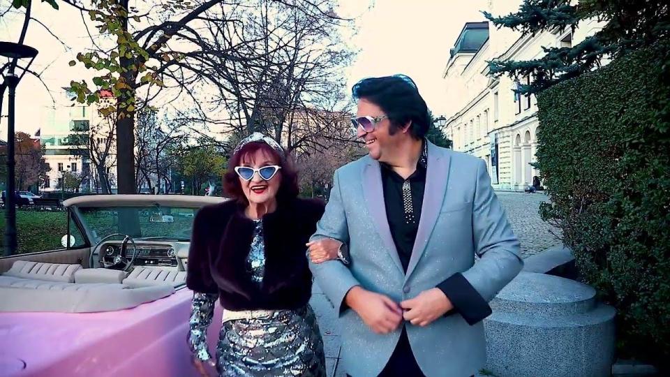 Елвиса и Мими