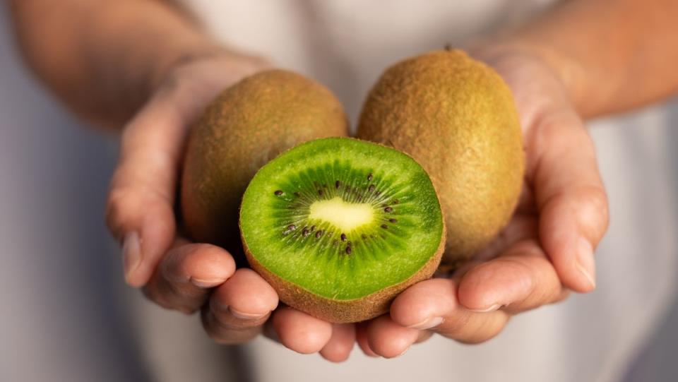 отрязано киви