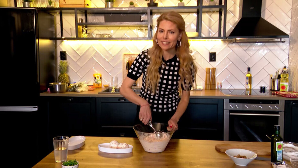  Деси Банова Черешката 