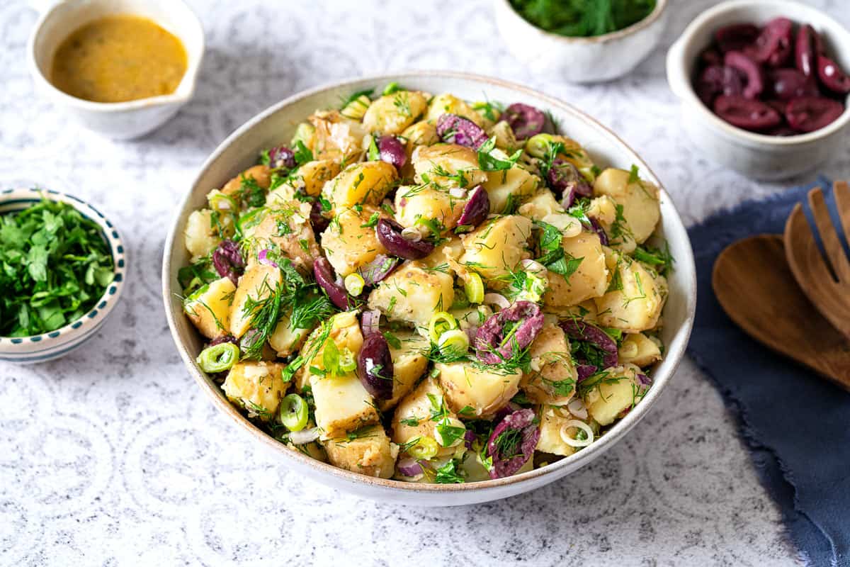 гръцка картофена салата