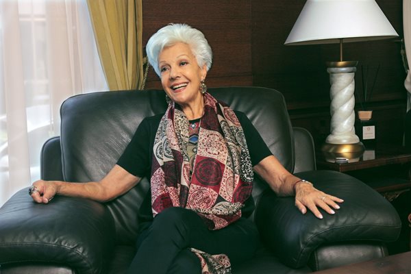  Райна Кабаиванска 