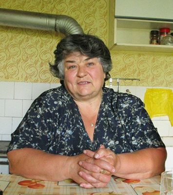  Кина Гърбова 