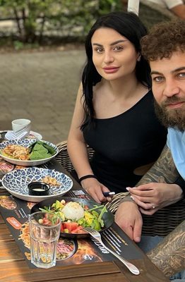  Митко и Мони Бонбони 