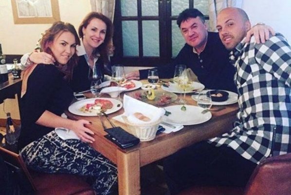 Боби Михайлов семейство