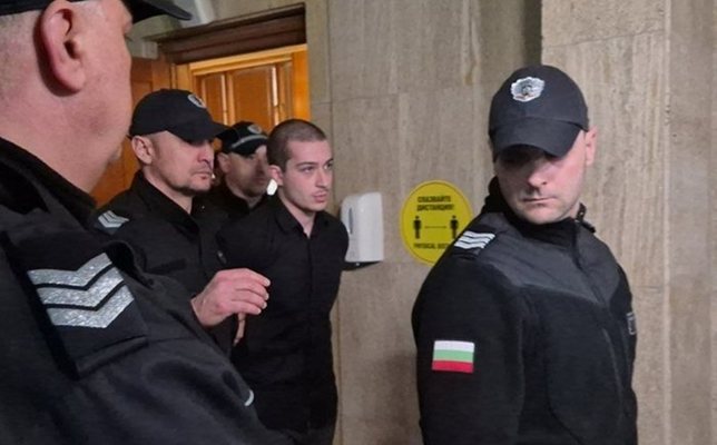 Никола Бургазлиев