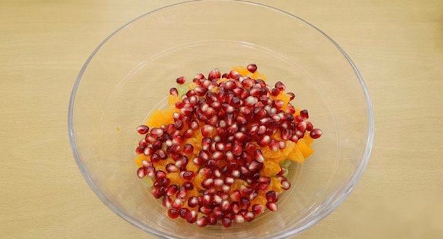  плодове в купа 