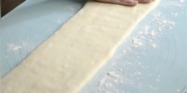 тесто за мекици