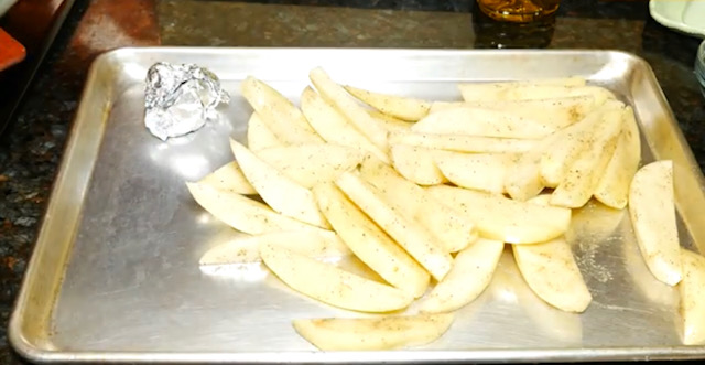 тава с картофи