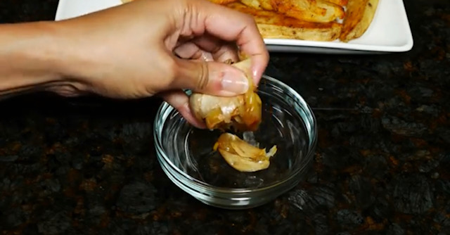 печен чесън