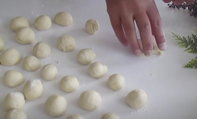 топчета от тестото