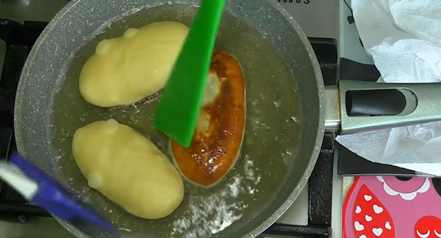 изпържена мекица