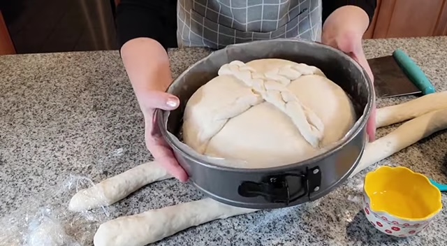 питка с украса