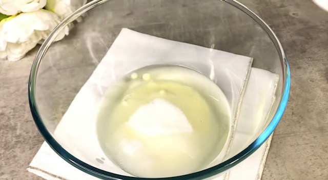  захар и кисело мляко 