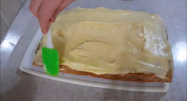 торта с крем ванилия