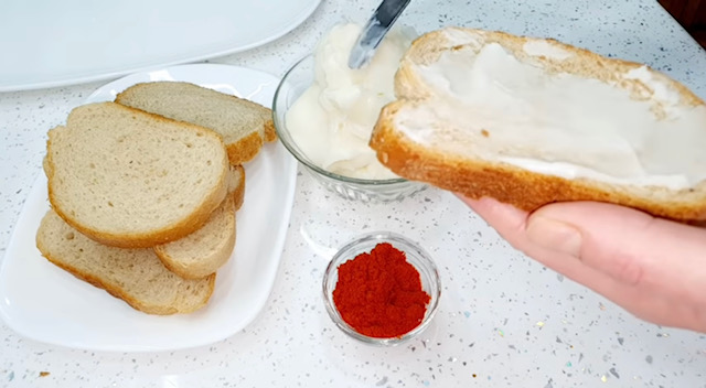  мехлем върху филийка 