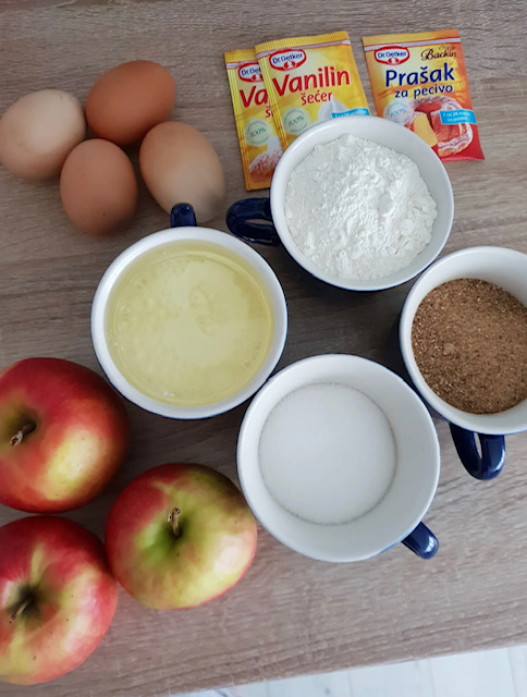  артикули ябълков кекс 