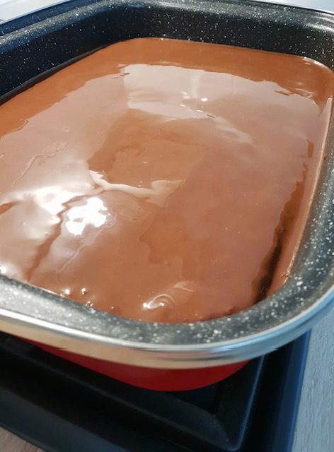  сладкиш с глазура 